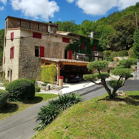 Remoulis De La Cascade